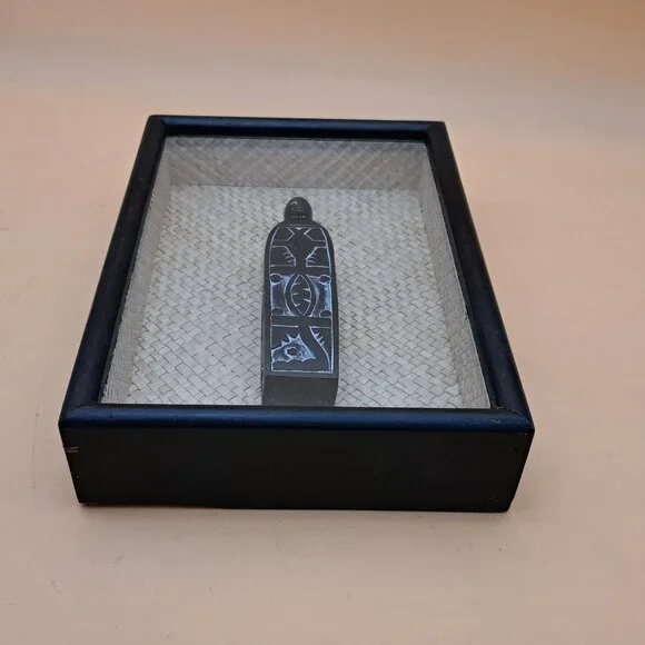 African Statue Shadow Box - Picture 11 of 11
